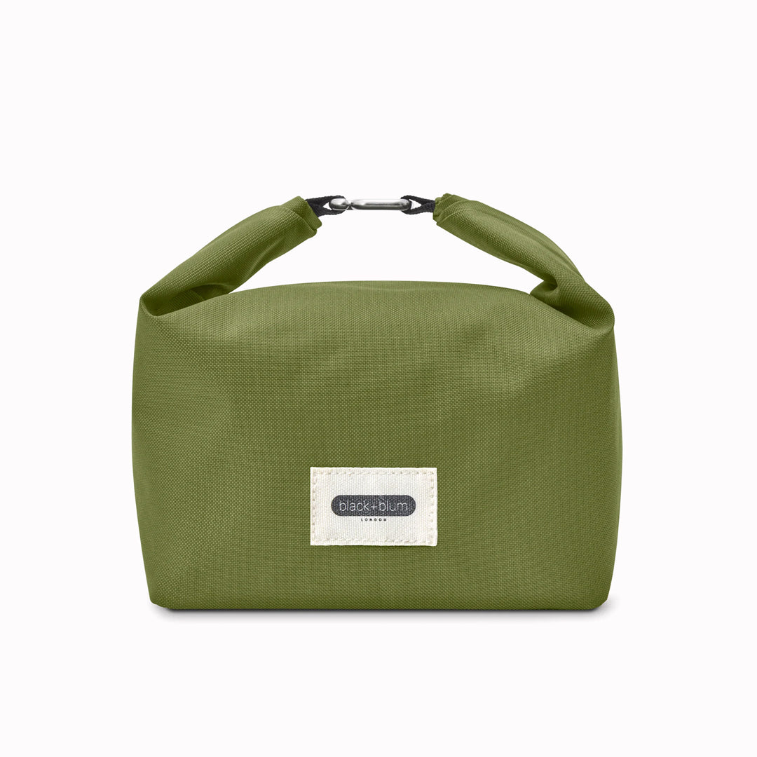 The Moss Black+Blum Large Insulated Lunch Bag is designed for people who bring proper food with them, not just snacks