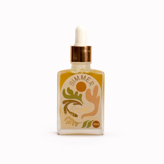 All natural, small batch facial oil, 'Simmer Down' is a calming serum for misbehaving skin which is formulated to calm and restore balance to your face. Packed with high-quality plant actives, this unique serum effectively keeps bacteria in check while providing unrivalled cold-pressed botanical nourishment.