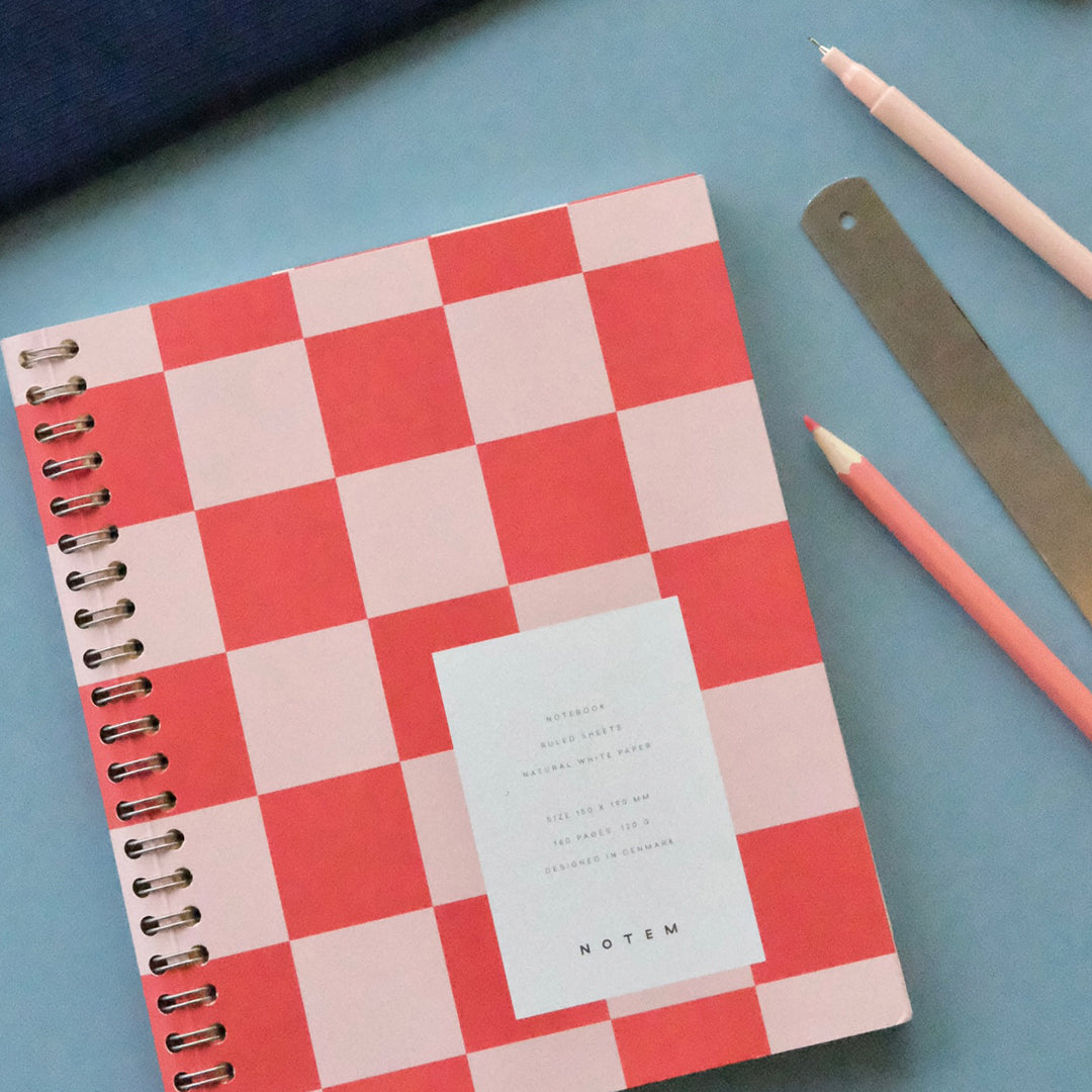Notem's Nela Notebook is a good looking and functional notebook offering flexibility between note-taking and drawing.