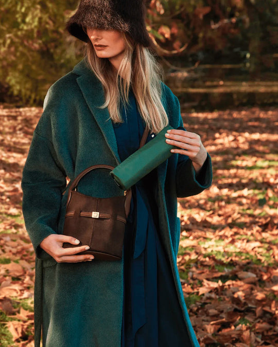 The BLUNT Neo in Forest Green is a lightweight, compact umbrella designed to be there whenever the weather changes. 