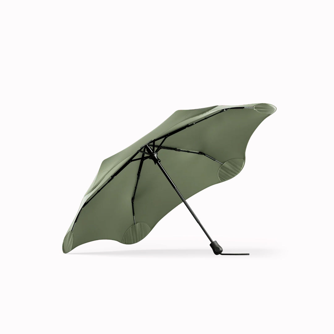 The BLUNT Neo in Sage Green is a lightweight, compact umbrella designed to be there whenever the weather changes.