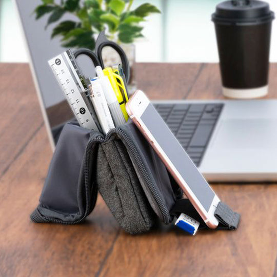 A tidy solution that adapts to how you work. The Neoform Pen Case is a compact organiser built for desks that shift between home, office and on-the-go setups.