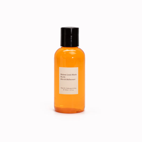 Bois De Balincourt body oil by Maison Louis Marie. This is a luxurious scented body oil with antioxidants and vitamin E to moisturise your skin, leaving it soft to the touch and smelling divine.