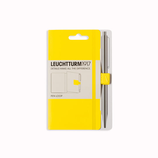 Lemon Pen Loop is the answer! The practical Pen Loop complements our colourful notebooks thanks to the wide variety of LEUCHTTURM1917 colours and enables the owner to set their own accents with their preferred colour scheme.