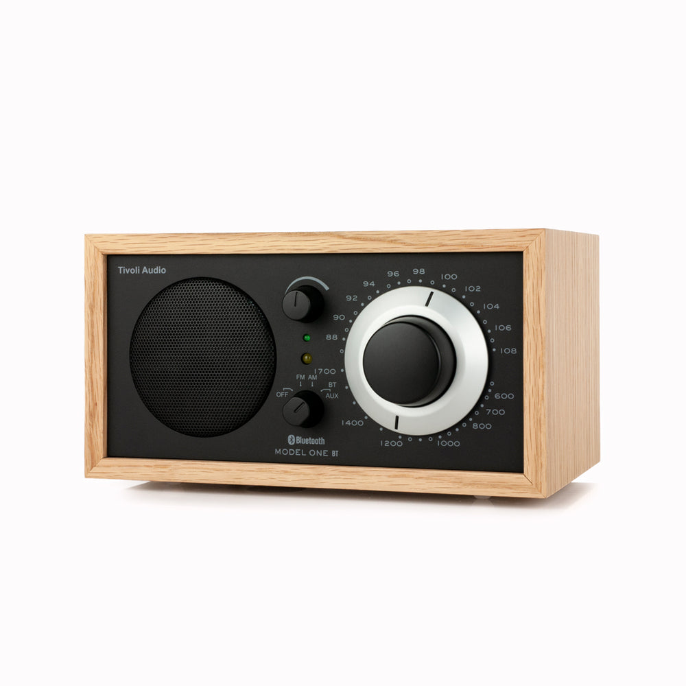 Model 1 BT | Bluetooth FM Radio | Oak / Black