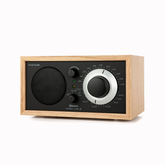 Model 1 BT | Bluetooth FM Radio | Oak / Black