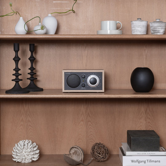 Model 1 BT | Bluetooth FM Radio | Oak / Black