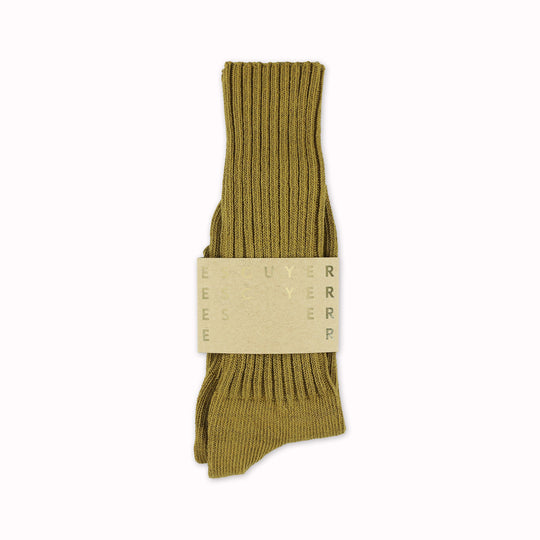 Gorgeous Olive Oil crew socks by Belgium based Escuyer. These socks are just so comfortable! They are made from premium cotton blended with nylon and elastane for durability and stretch