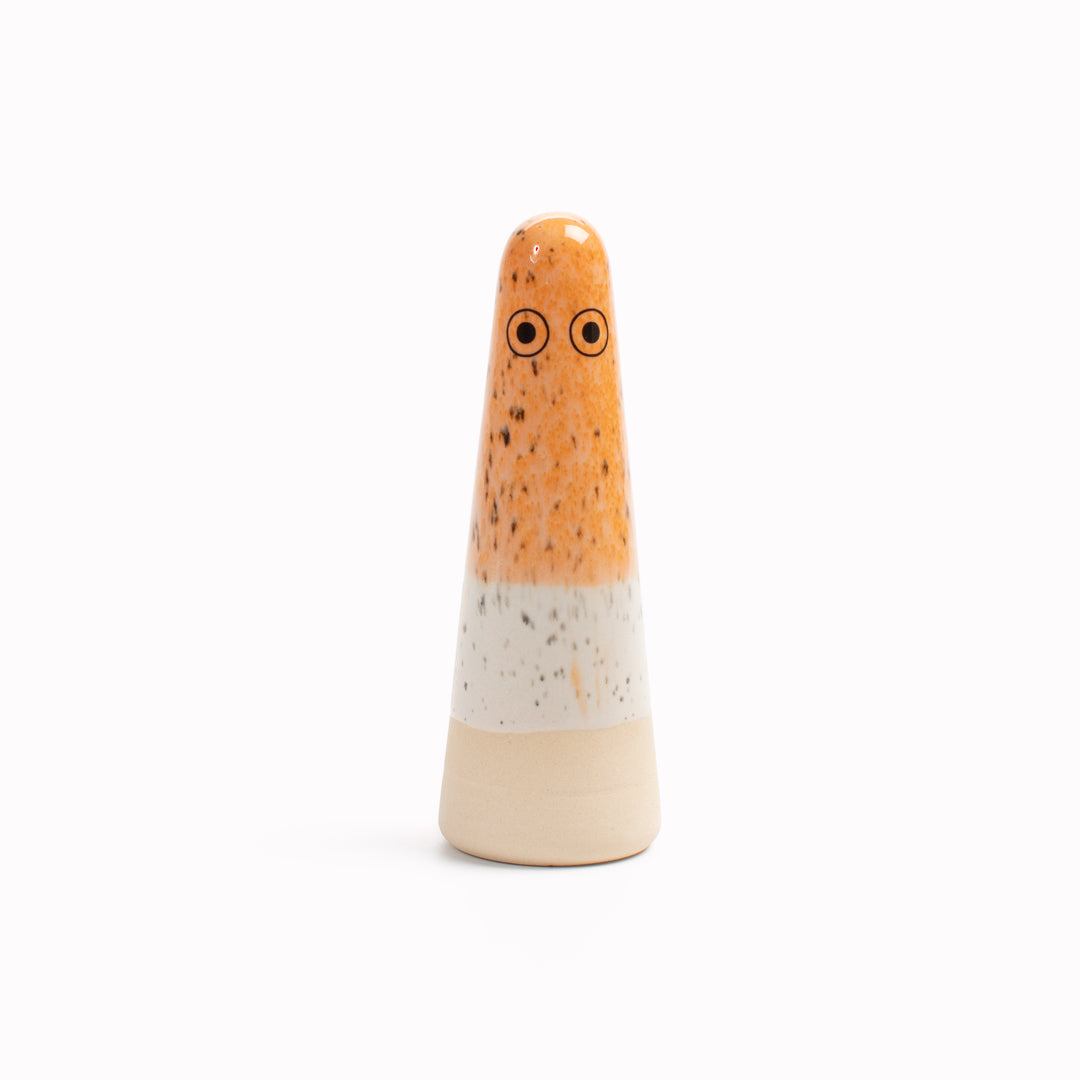 The Orange hued adorable Ghosts provides a contemporary ornamental colour punch and personality to your home decor and also doubles as a ring holder.