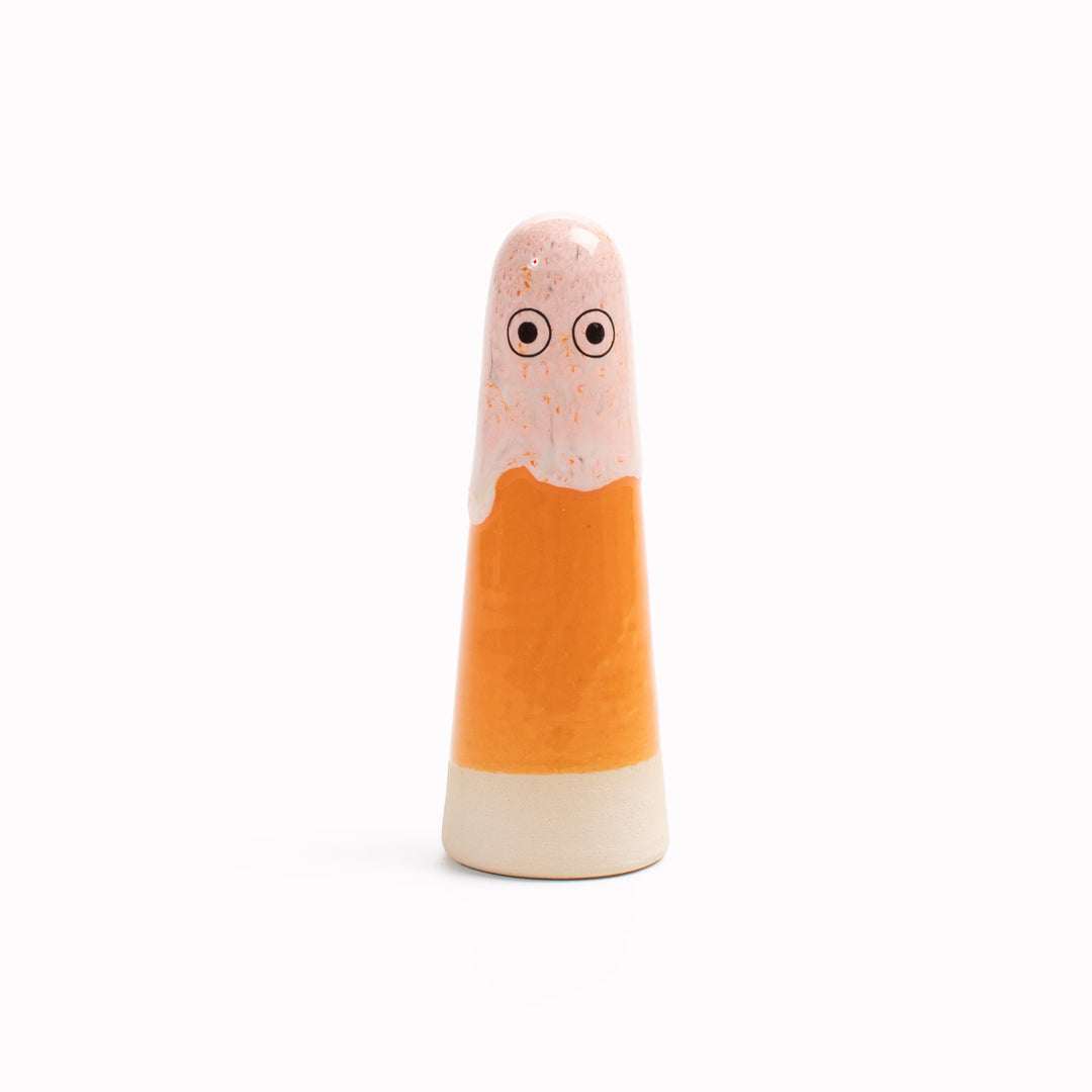 The Orange hued adorable Ghosts provides a contemporary ornamental colour punch and personality to your home decor and also doubles as a ring holder.