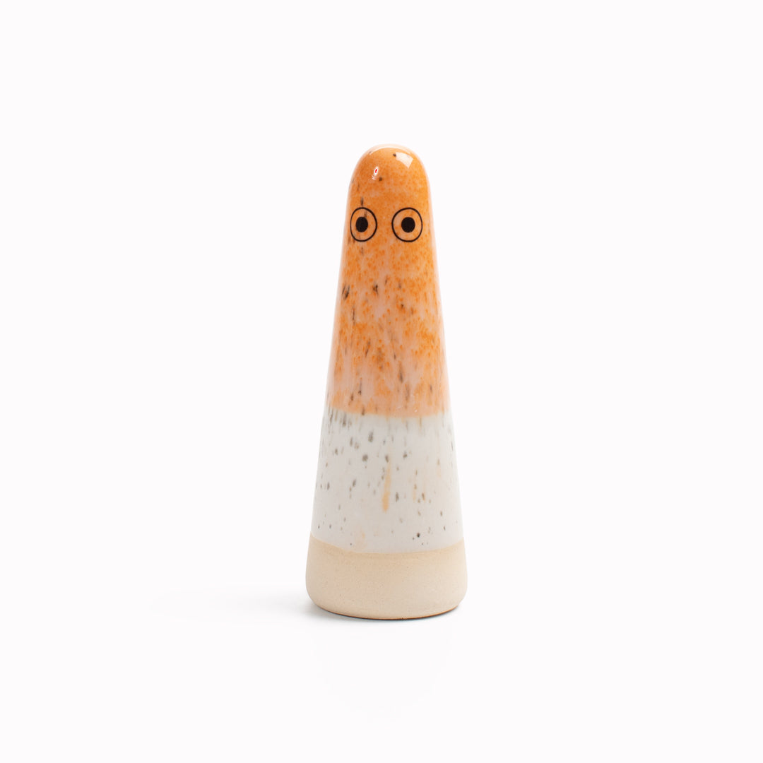 The Orange hued adorable Ghosts provides a contemporary ornamental colour punch and personality to your home decor and also doubles as a ring holder.