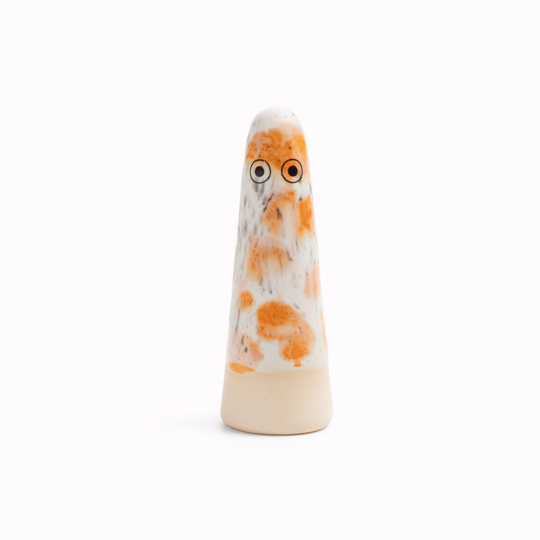 The Orange hued adorable Ghosts provides a contemporary ornamental colour punch and personality to your home decor and also doubles as a ring holder.