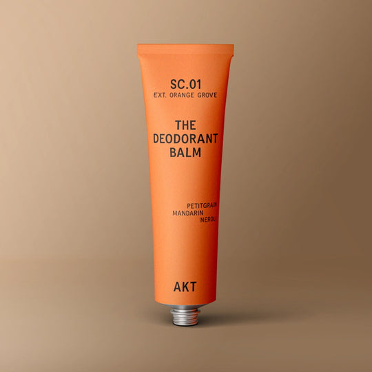 Orange Grove blends juicy mandarin and sweet orange with fresh petitgrain and soft neroli blossom for a clean, energising summery citrus scent.