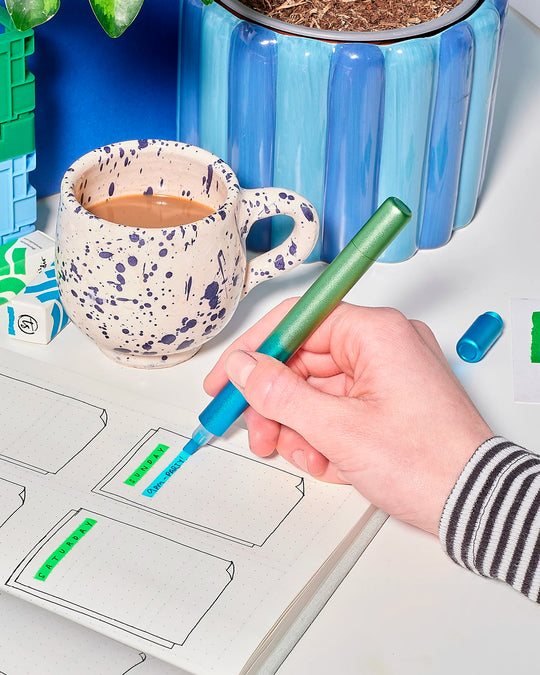 The Tom’s Studio Ori Highlighter is a refillable, modular highlighter pen designed for quick annotations to more expressive mark-making. 