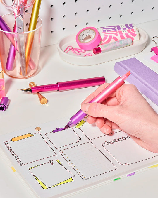 Tom’s Studio Ori Highlighter is a refillable, modular highlighter pen designed for quick annotations