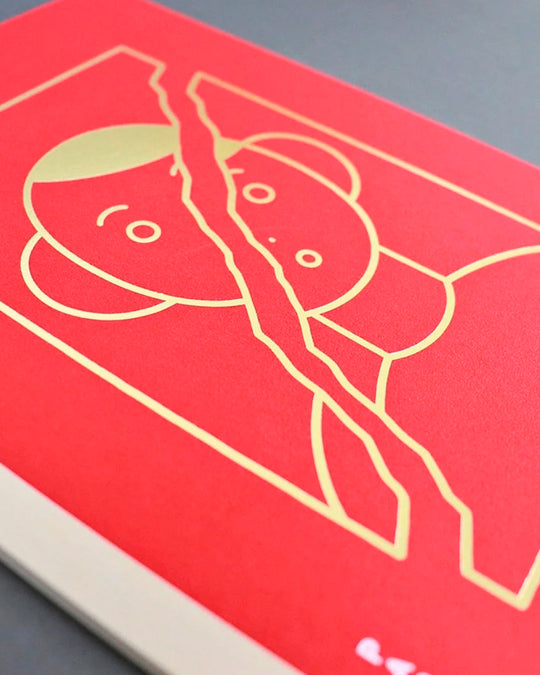 The A5-sized version of SIKIGU’s ingenious notebook-meets-memo-pad. The Pad Note uses a specialist binding method that keeps pages secure while allowing individual sheets to be peeled away cleanly when you want to take an idea with you or pass it on.