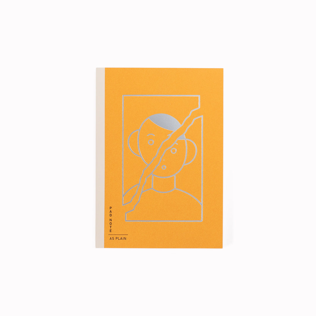 The A5-sized version of SIKIGU’s ingenious notebook-meets-memo-pad. The Pad Note uses a specialist binding method that keeps pages secure while allowing individual sheets to be peeled away cleanly when you want to take an idea with you or pass it on.