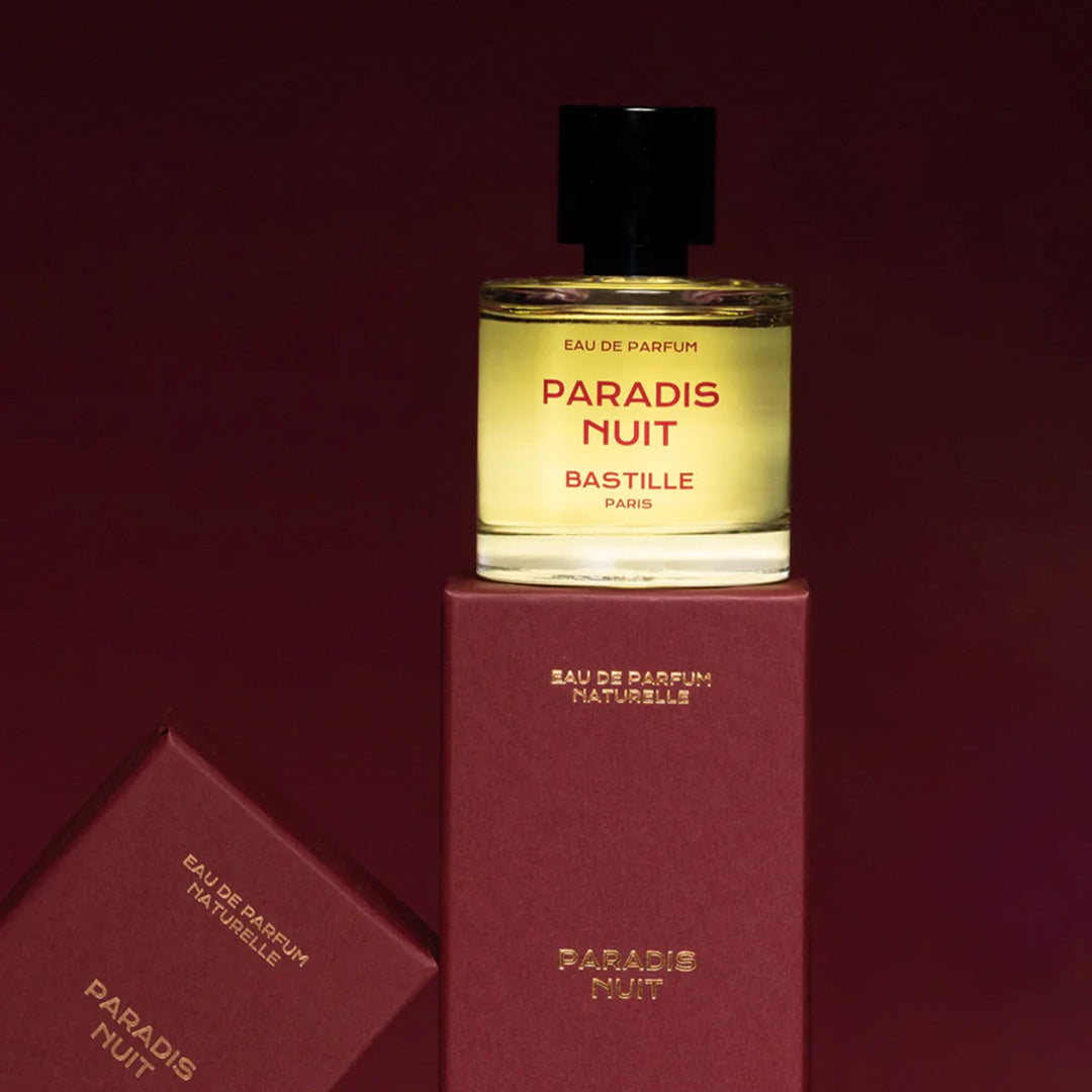 Paradis Nuit is a reassuring, bewitching and sensual fragrance. A sultry night time perfume with depth from Sandalwood, the warmth of cocoa and a lightness of touch from Marseille soap and cassie flower.