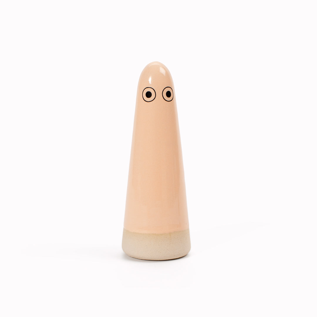 The pastel shades Ghosts provides a contemporary ornamental colour punch and personality to your home decor and also doubles as a ring holder.