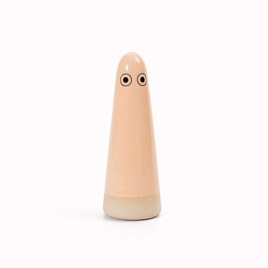 The pastel shades Ghosts provides a contemporary ornamental colour punch and personality to your home decor and also doubles as a ring holder.