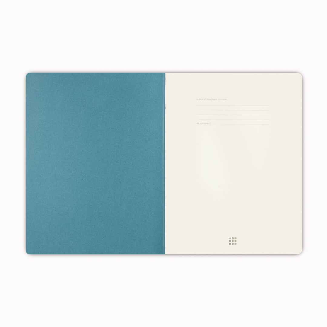 The Classic and Legendary Moleskine's Cahier Journal range, in collaboration with Peanuts. Features character covers and a bookmark.