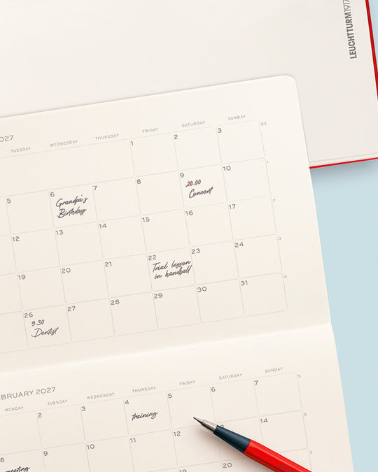 This stitched planner booklet adds a dated monthly planner to any Medium (A5) or Composition (B5) notebook.