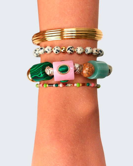Colourful beaded bracelet with a playful mix of glass beads and freshwater pearls.