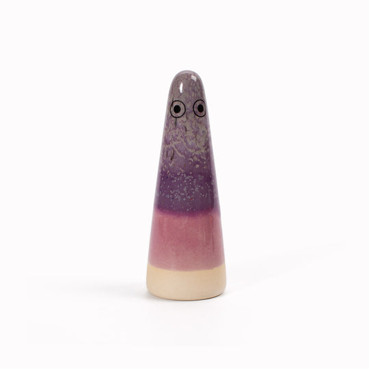 The purple hued Ghosts provides a contemporary ornamental colour punch and personality to your home decor and also doubles as a ring holder.
