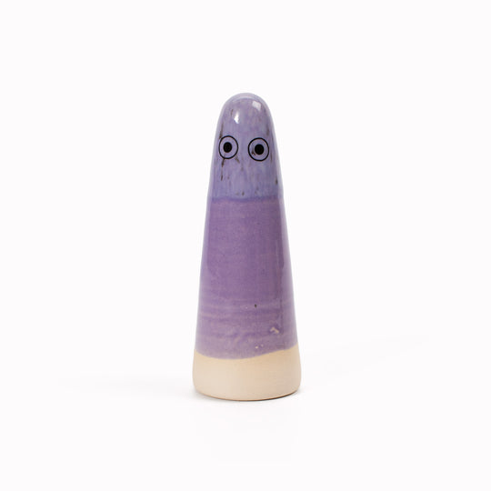 The purple hued Ghosts provides a contemporary ornamental colour punch and personality to your home decor and also doubles as a ring holder.