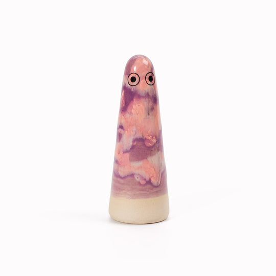 The purple hued Ghosts provides a contemporary ornamental colour punch and personality to your home decor and also doubles as a ring holder.