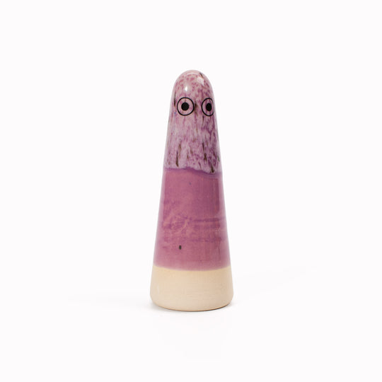 The purple hued Ghosts provides a contemporary ornamental colour punch and personality to your home decor and also doubles as a ring holder.