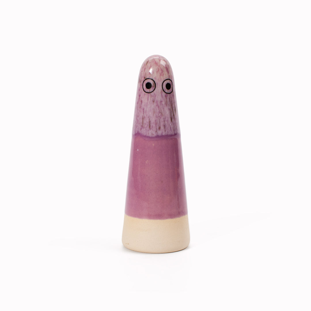 The purple hued Ghosts provides a contemporary ornamental colour punch and personality to your home decor and also doubles as a ring holder.