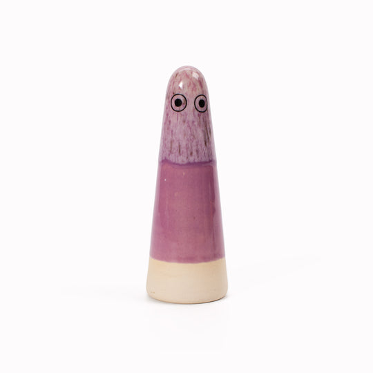 The purple hued Ghosts provides a contemporary ornamental colour punch and personality to your home decor and also doubles as a ring holder.