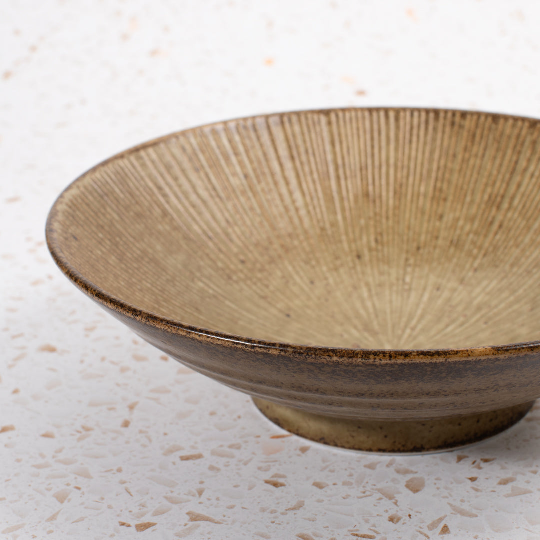 A stunning Japanese Mino ware Ramen bowl featuring a matt brown glaze with striking&nbsp; etched lines.