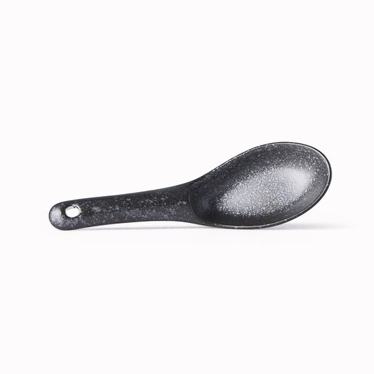 A ceramic soup spoon perfect for Ramen! 15cm long in a matt black glaze, made of 'Minoyaki' porcelain, fired at a high temperature and hand finished in Gifu prefecture, Japan.