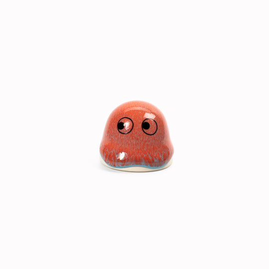 Familia Dot | Ceramic Figurine | Reds