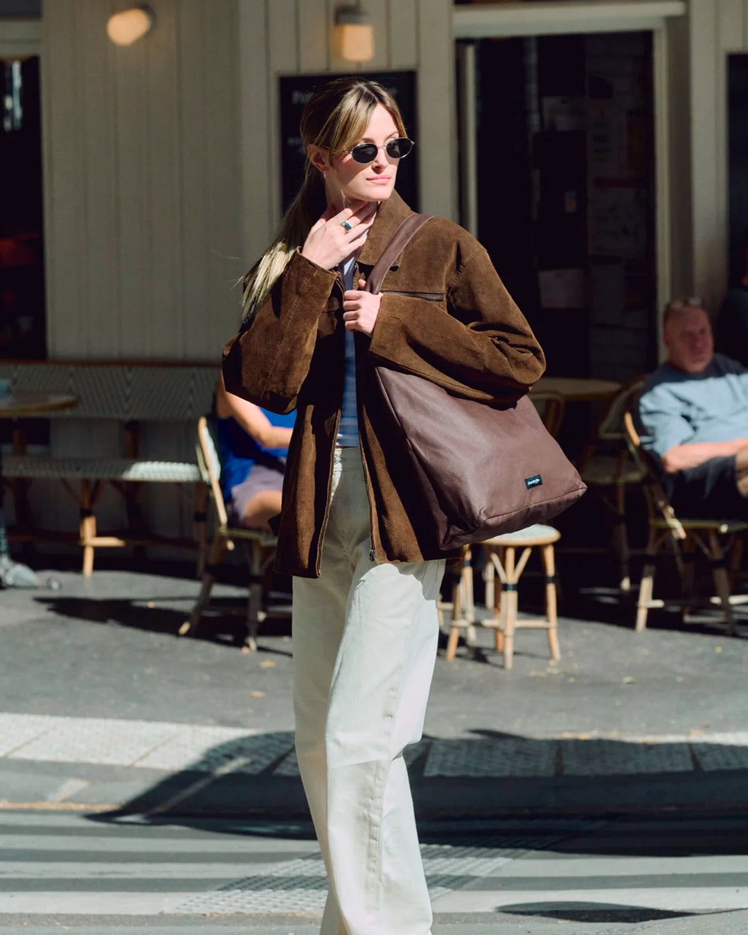 The Richelieu is Rive Droite's roomy hobo bag, made with a waxed finish to give their AW26 collection a richer colour and a worn in appearance over time