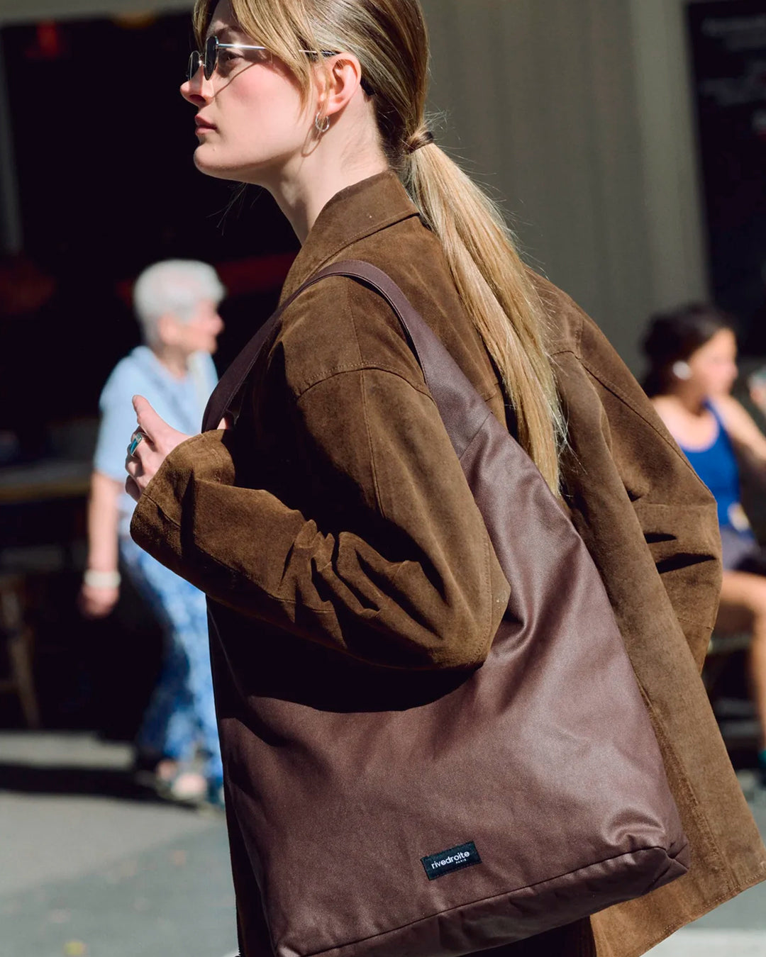 The Richelieu is Rive Droite's roomy hobo bag, made with a waxed finish to give their AW26 collection a richer colour and a worn in appearance over time