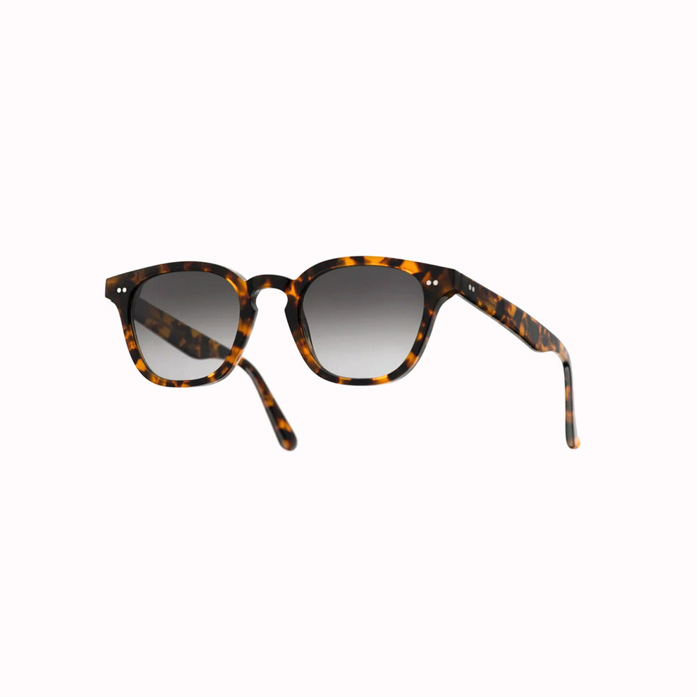 Handcrafted with care. The River frame combines timeless influences with craftsmanship and fit that allows for lifelong wear. A true Monokel Eyewear staple.