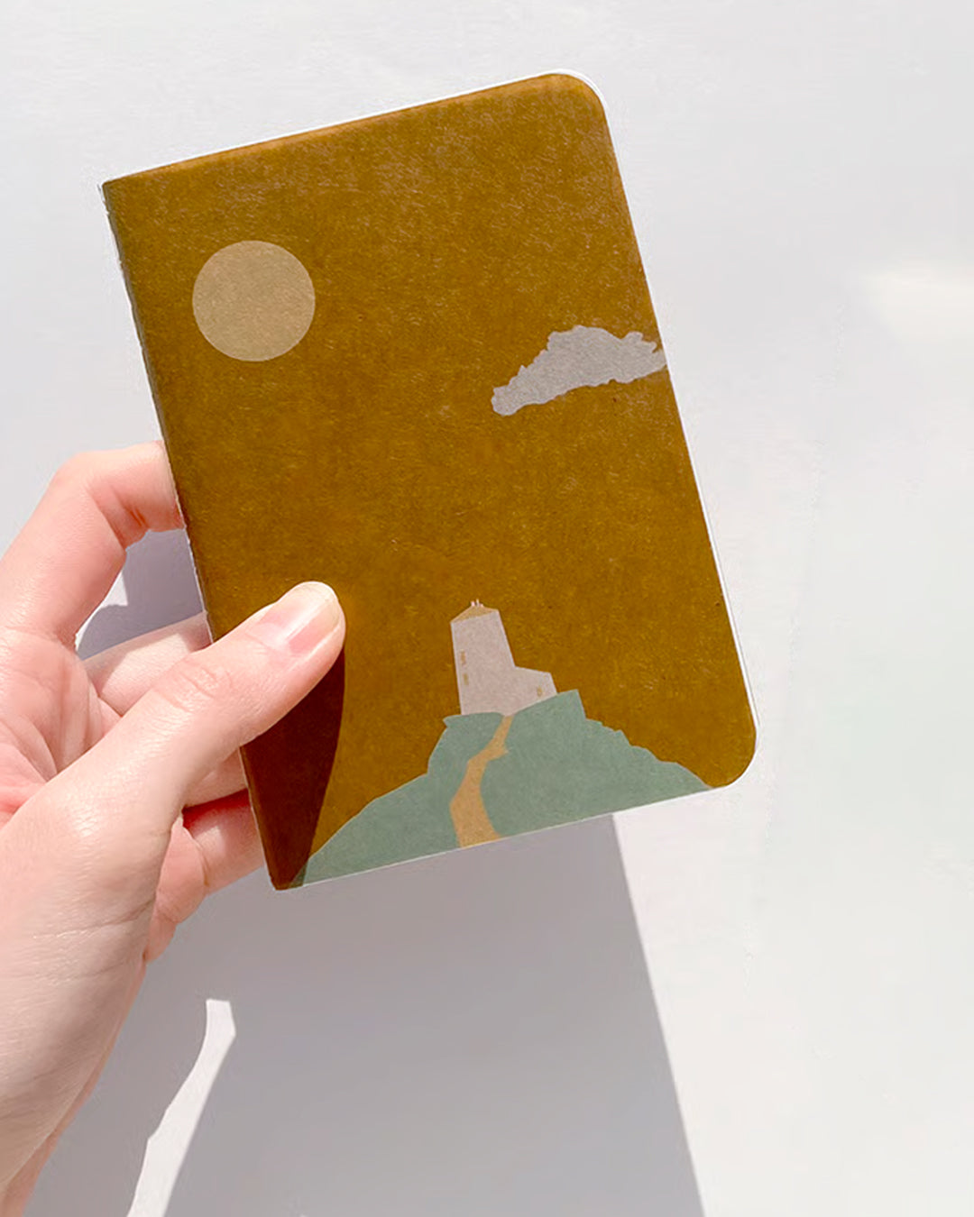 The Ro-biki Shape Series is a compact collection of illustrated cover notebooks with 5mm dot grid paper layout.