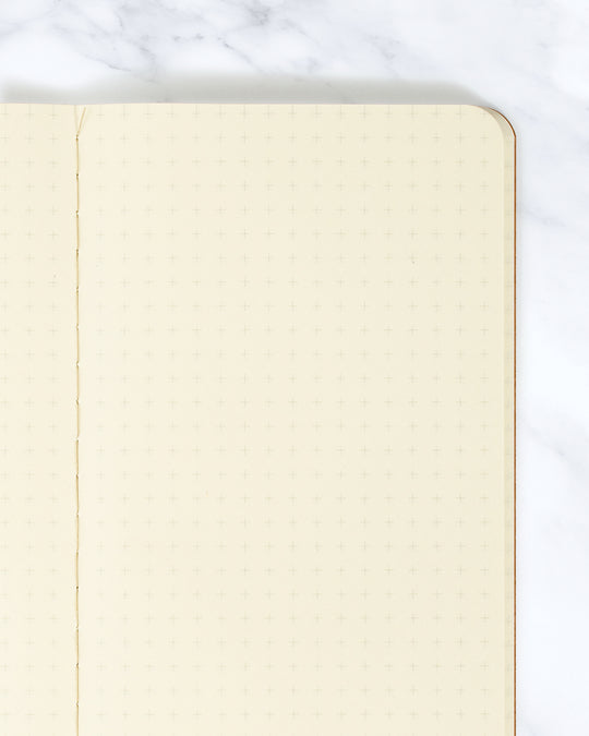 Ro-biki in Japanese means 'waxed'. Their refill notebooks will take on their own patina over time, and this is part of their charm.