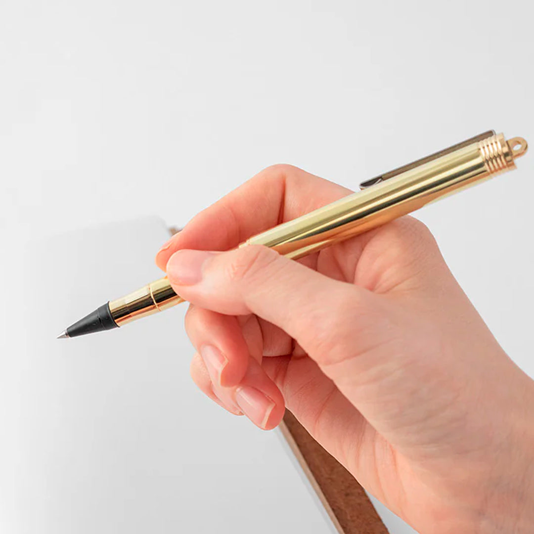 Over time, the brass body naturally develops a warm patina, giving each pen a character unique to its owner.