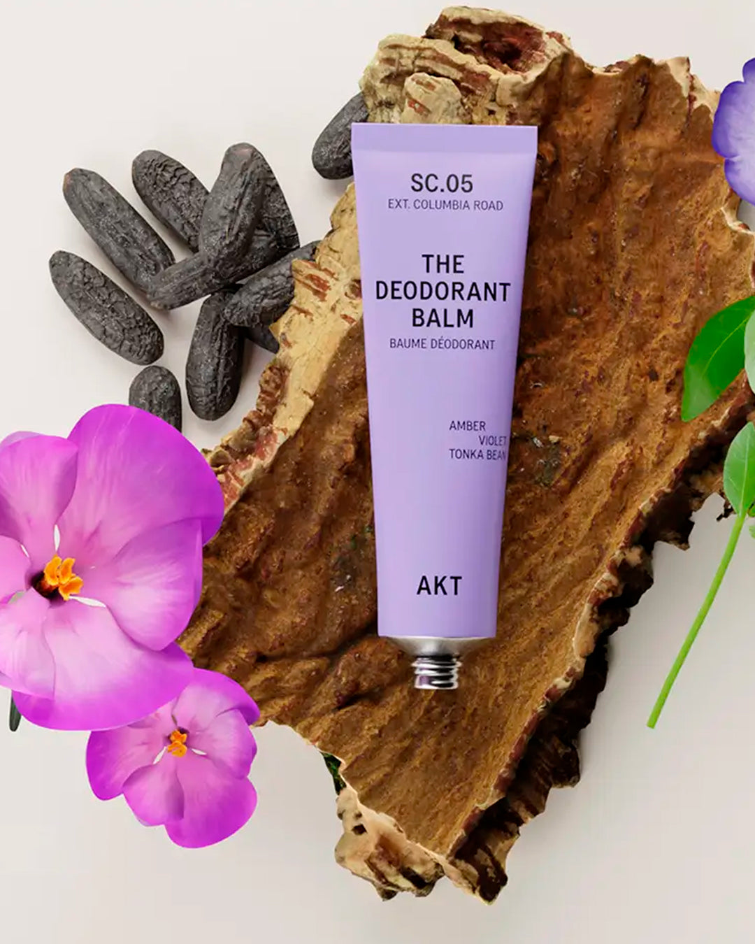 Lemon sunlight peeks sleepily over the terraces of the bustling flower market. 50ml Deodoratn Balm
