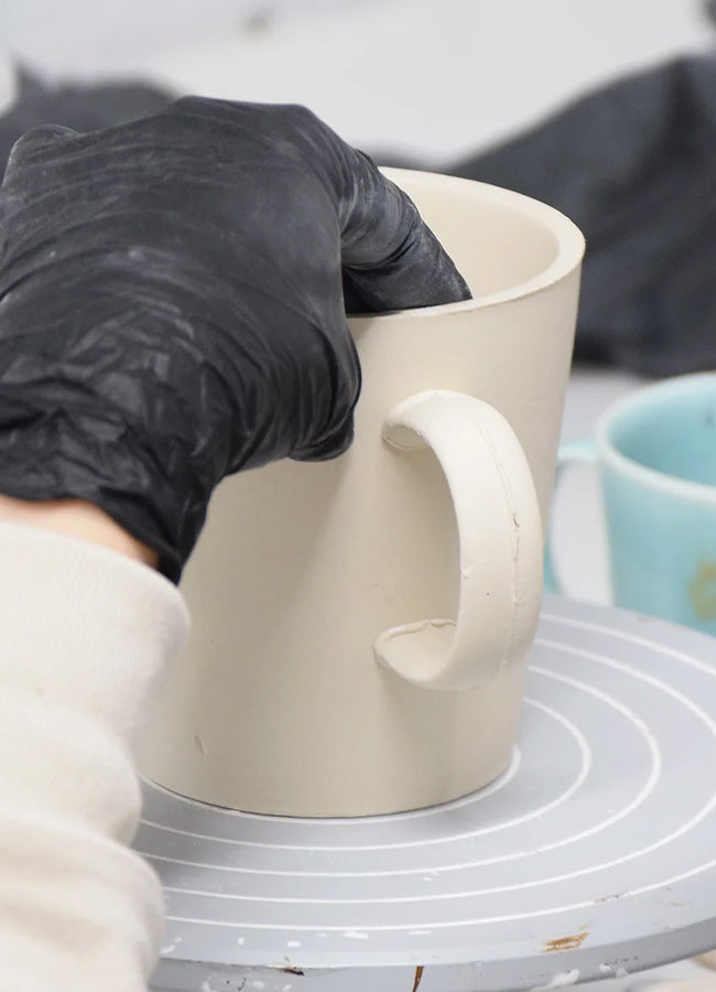 SGW Labs is a ceramic studio established in London by artist Yuta Segawa in 2018. The company is dedicated to creating high-quality, handcrafted ceramics