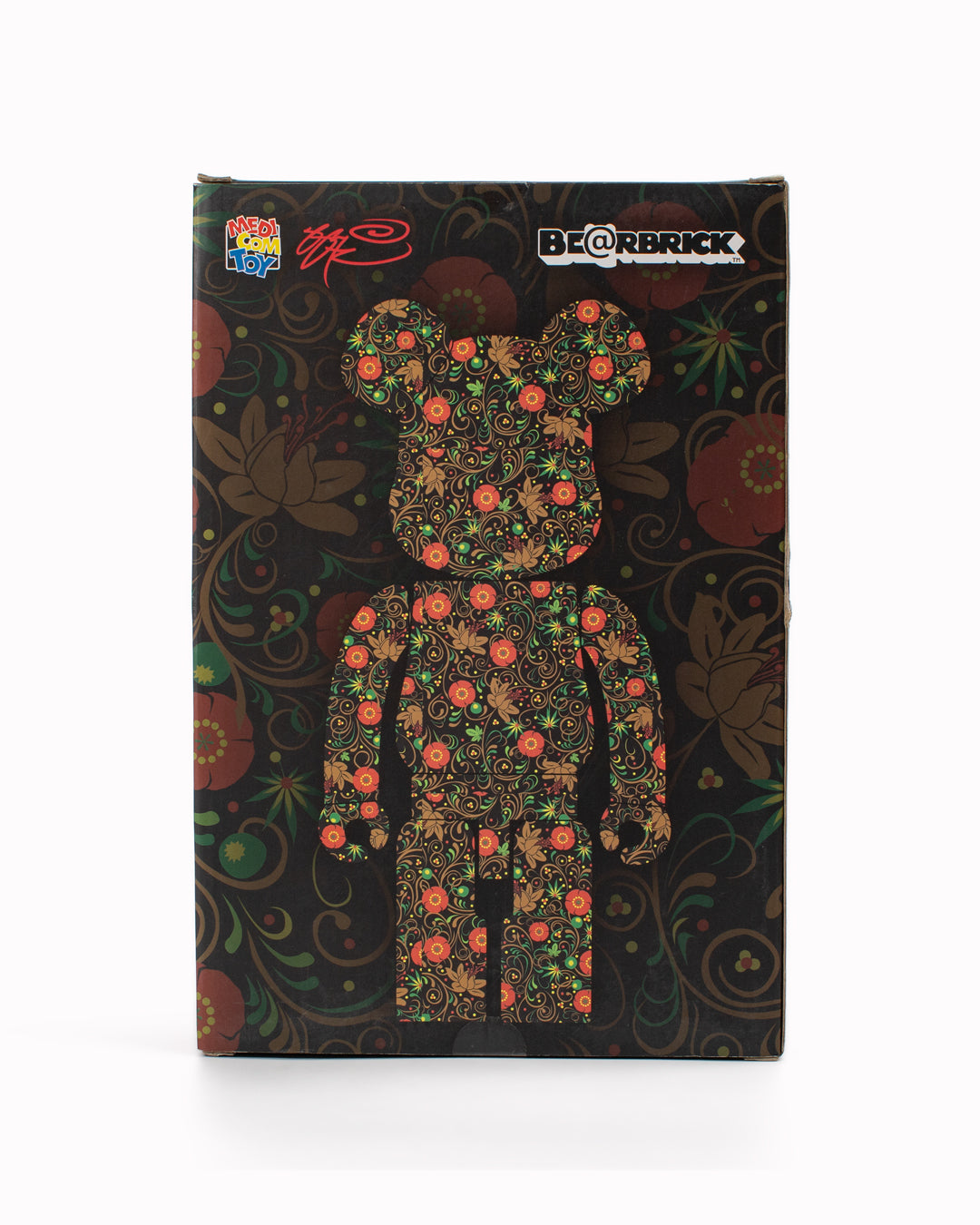 This set pairs the classic Bearbrick form with SSUR’s bold, collage-style aesthetic - loud, chaotic and unmistakably rooted in underground fashion culture.