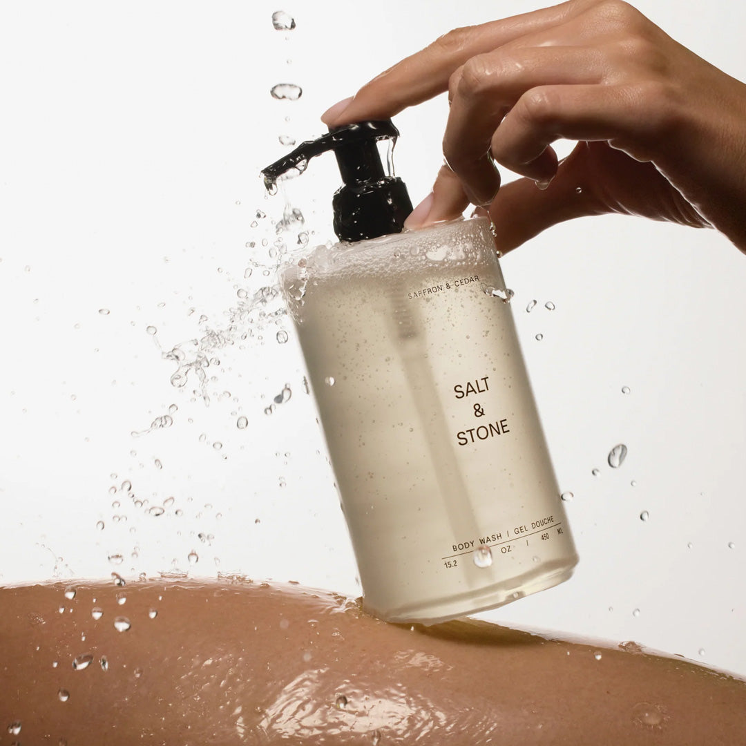 Saffron, Neroli and Jasmine combine with Cedarwood in this multi-benefiting, refreshing gel body cleanser with antioxidants, ocean botanicals and naturally hydrating ingredients.