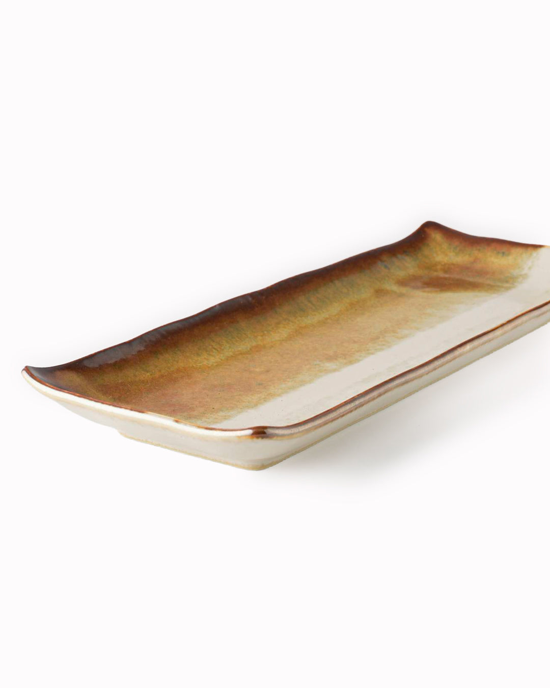 A versatile rectangular shaped serving platter for sushi, gyoza and more. Made from Japanese porcelain with a neutral earthy toned glaze