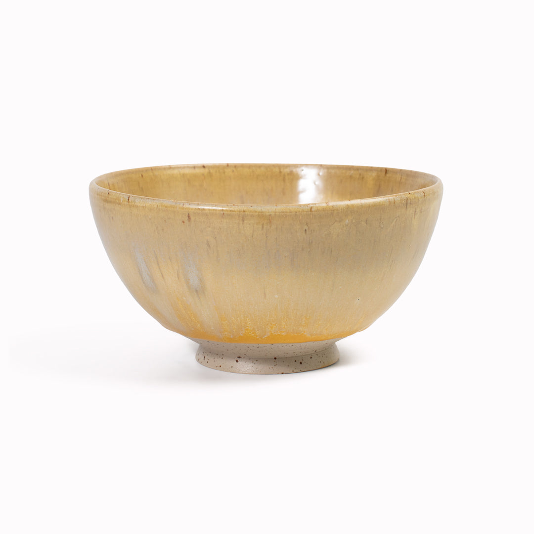The Spring Bowl has a wide and heavy foot making it not only functional but also a classic piece of Studio Arhoj design