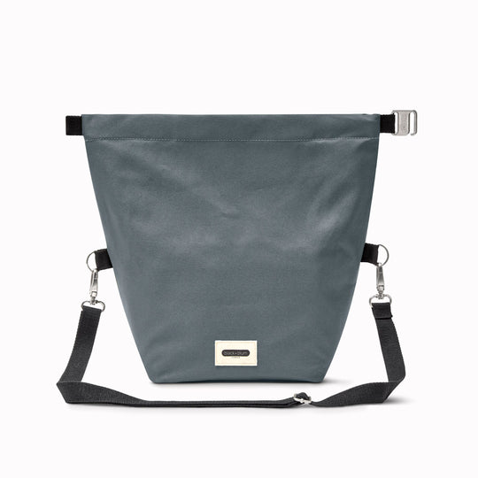The Slate Black+Blum Large Insulated Lunch Bag is designed for people who bring proper food with them, not just snacksThe Slate Black+Blum Large Insulated Lunch Bag is designed for people who bring proper food with them, not just snacks