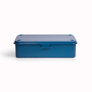 The T-190 toolbox by Toyo Steel is a Japanese storage classic. Pressed from a single steel plate and completely seamless, it is a robust, incredibly sturdy yet lightweight and stackable tool box with a clean aesthetic.